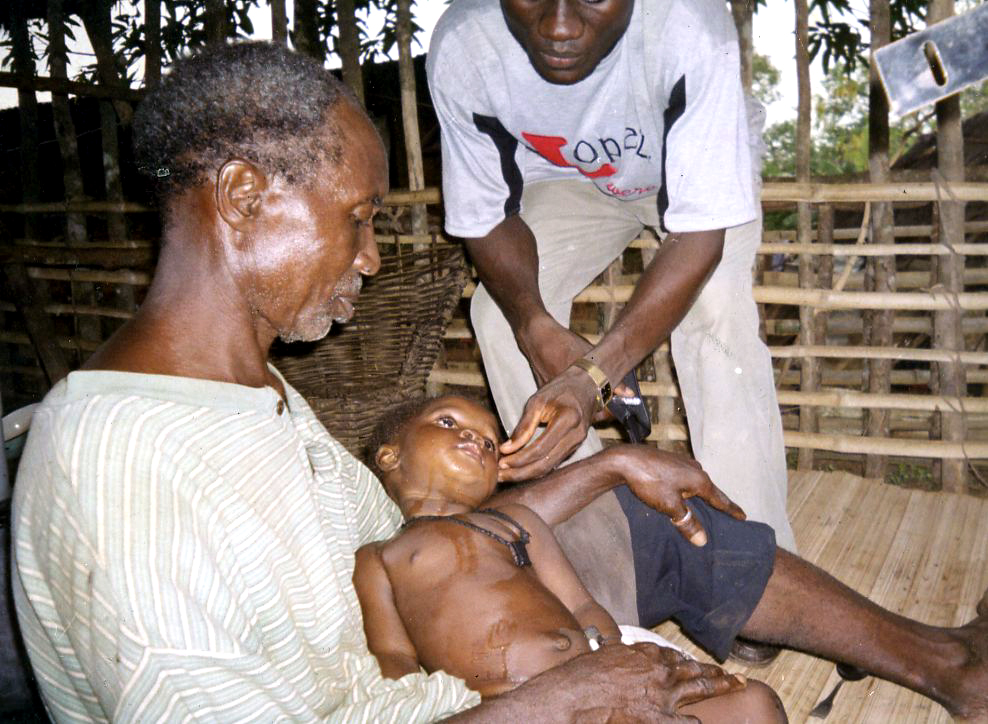 Gbah_dying child_05001.jpg 309 KB