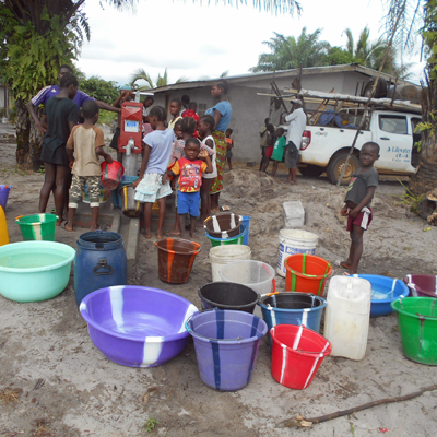 Filling many buckets at the New Well