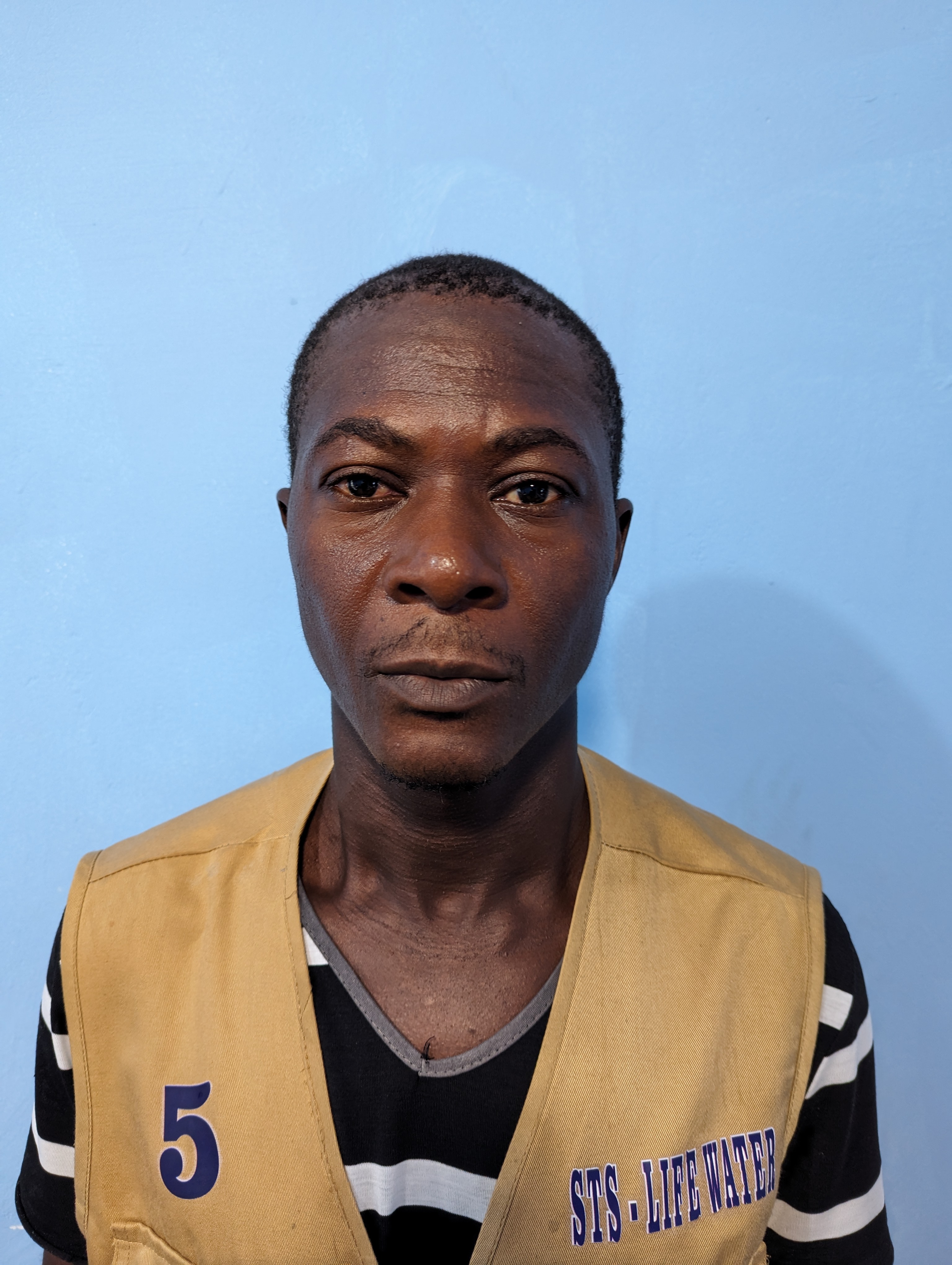 portrait of Matthew Sando