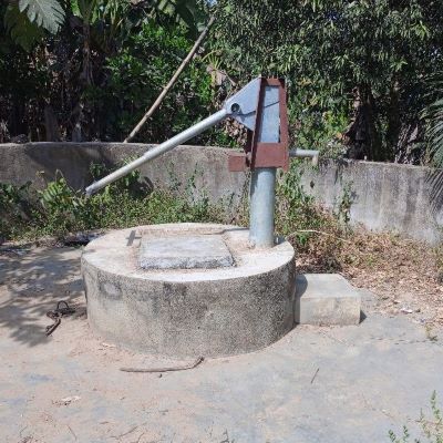 Village hand pump