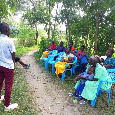 Mbeme Wuothomos Community members