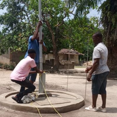 Men at work 