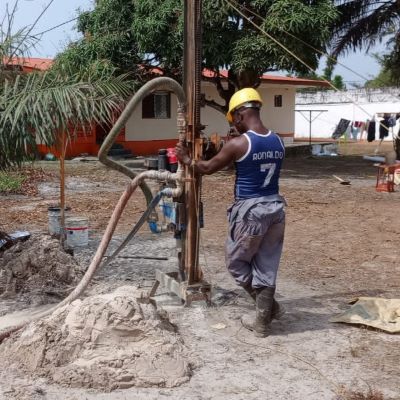 Well construction in progress 