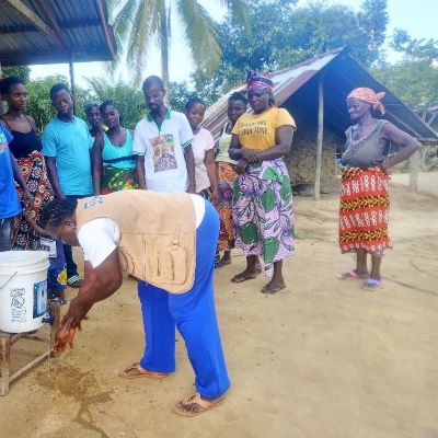 Washing hands demonstrarion
