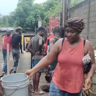 Community helping get water for the drill