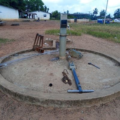Community well during repairs 