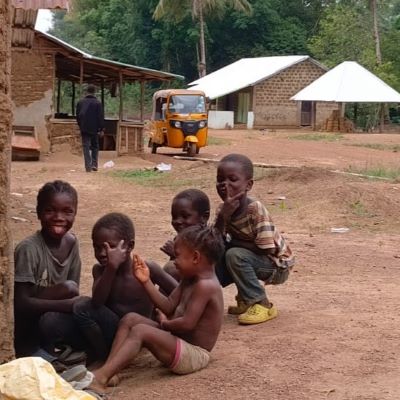 Village kids in Zeewhorr community