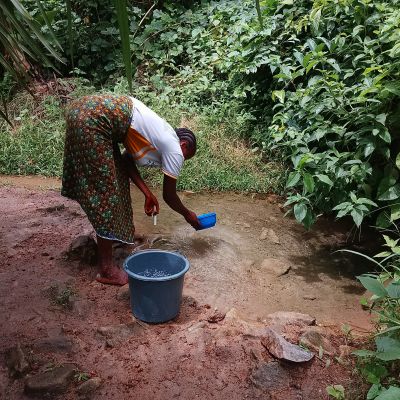 Community's alternative source of water 