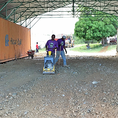 Leveling and compacting foundation for floor