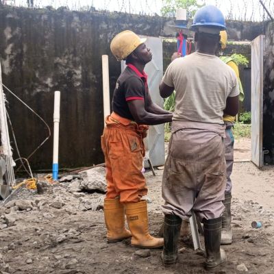 Men at work 