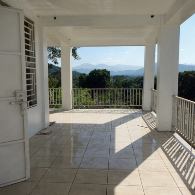 1st story outer porch