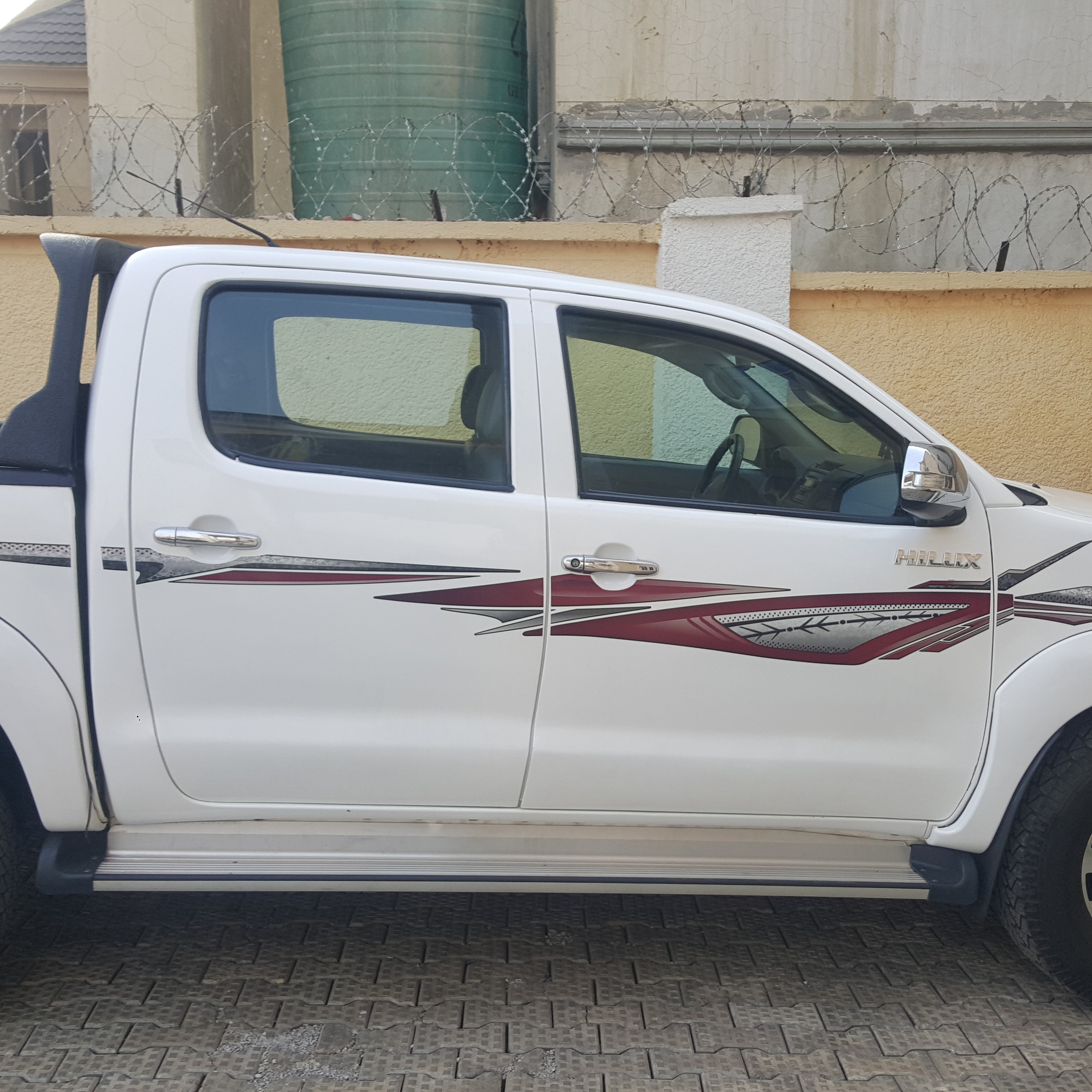 Side view of new Truck