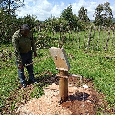 Milimet community can access water after ten years of going without due to a broken pump 