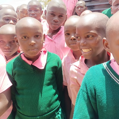 Students at Wingemi Primary School 