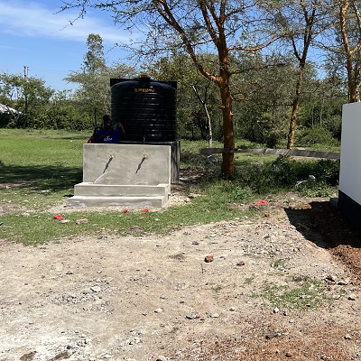 Alendu Primary School's new tank 