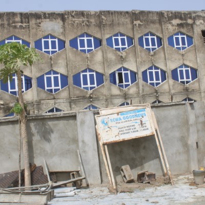 Community church 
