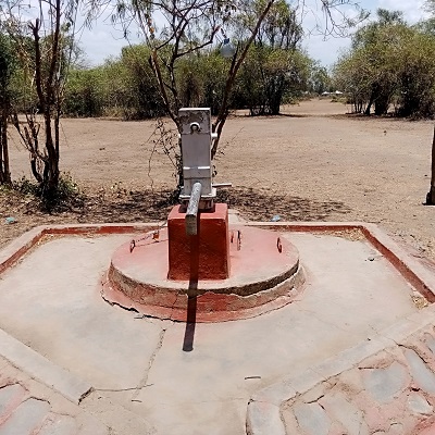 Over 500 people get water from Kasaoke Community hand-pump