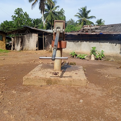 Dark Forest Community Q5 hand-pump
