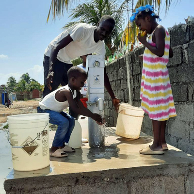 Children by new Well