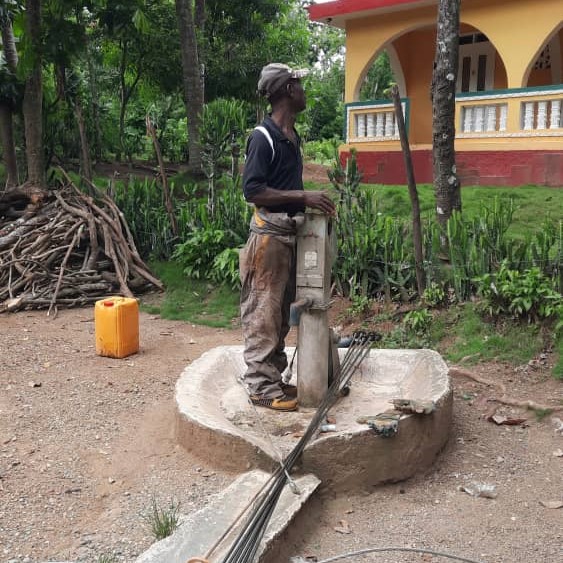 Fedan repairing broken pump