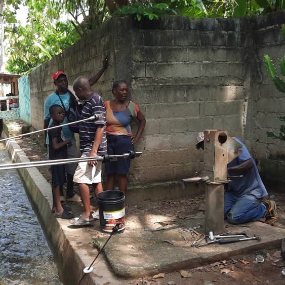 Pump repair team at work